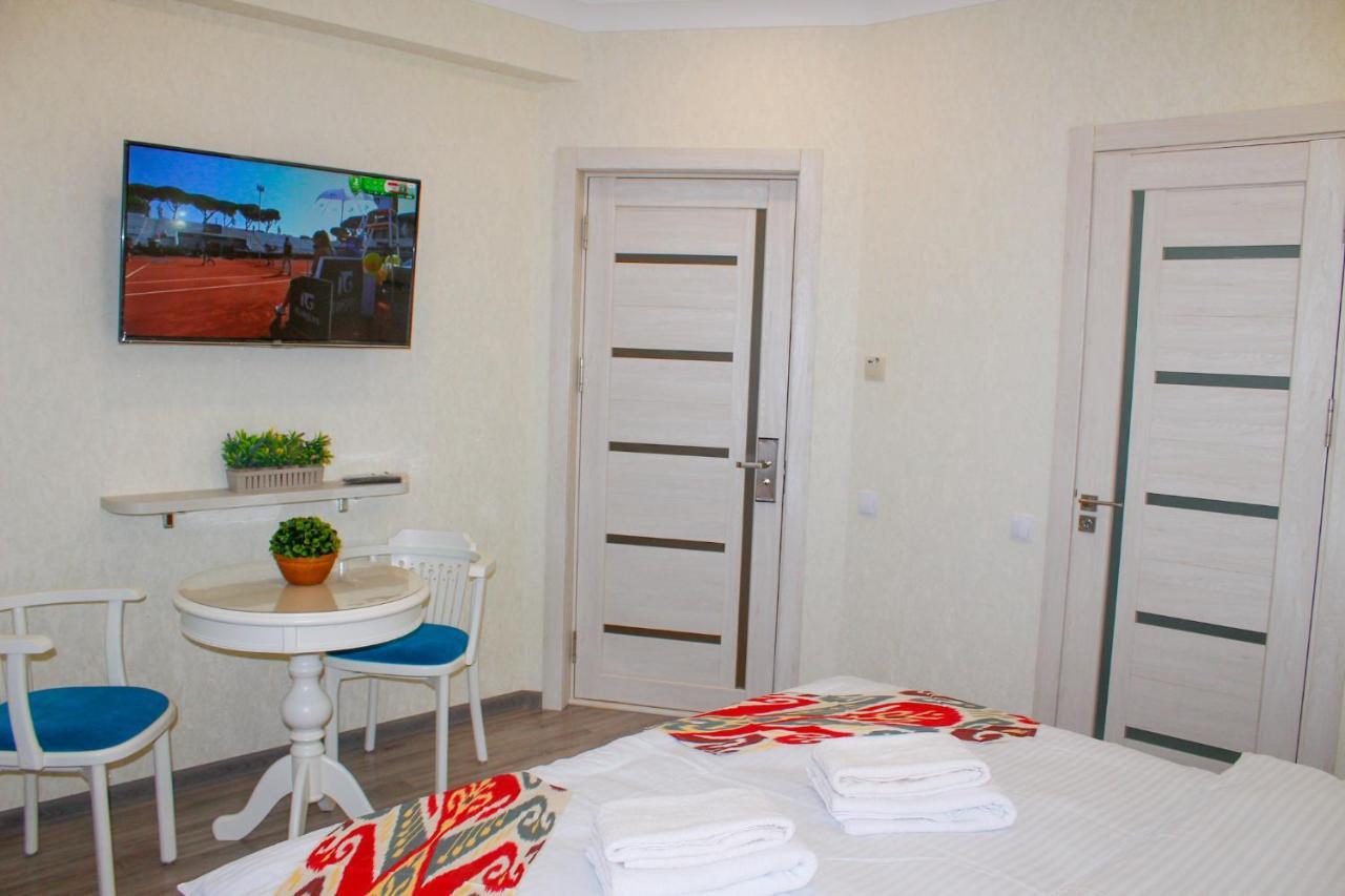 Hotel Taht Ташкент Екстериор снимка