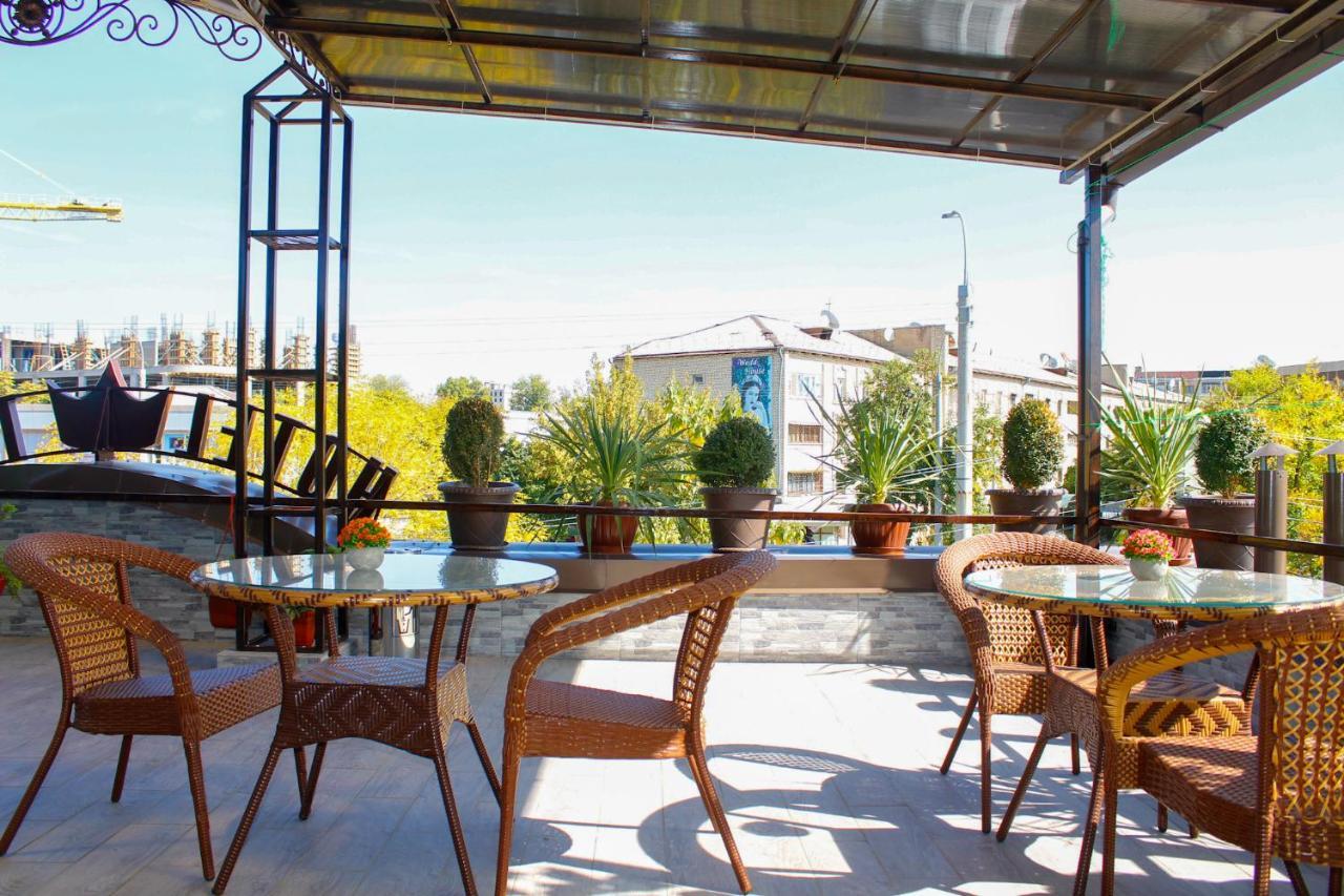 Hotel Taht Ташкент Екстериор снимка
